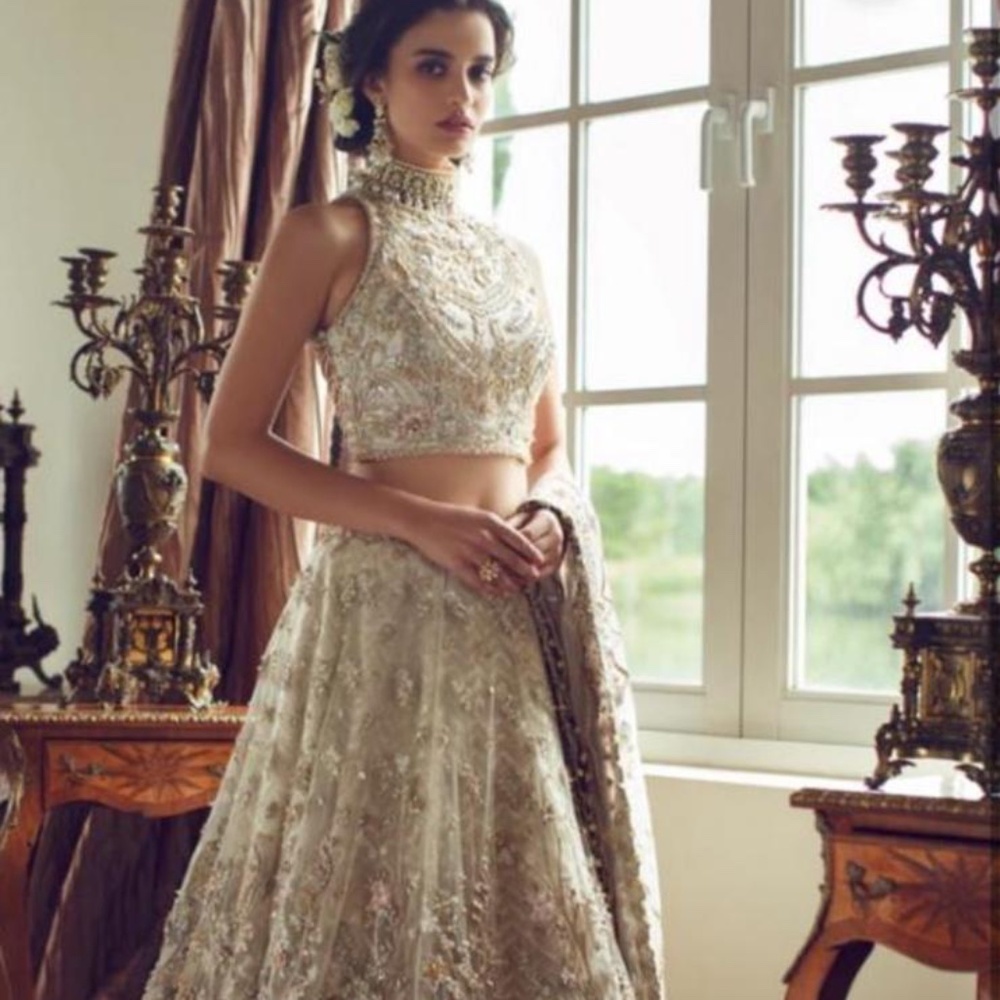 Suffuse Designer Lengha